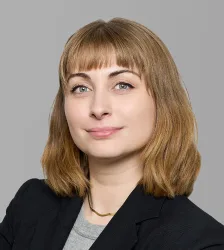 Christy Clough Headshot